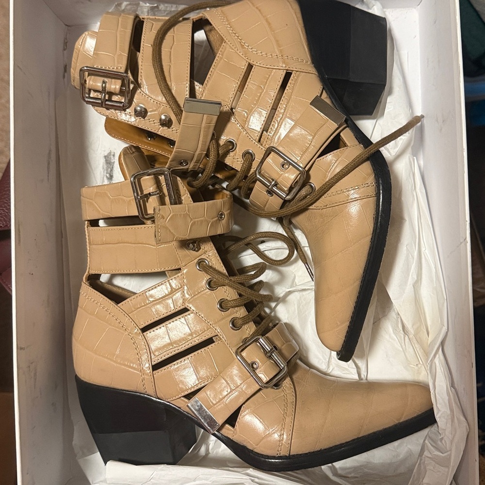Chloe Rylee Boot - Picture 11 of 11